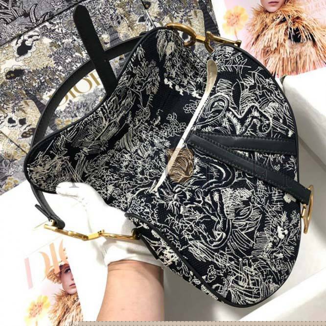 D*or saddle bag m0446ctfo_m928 (25.5cm*20cm*6.5cm)